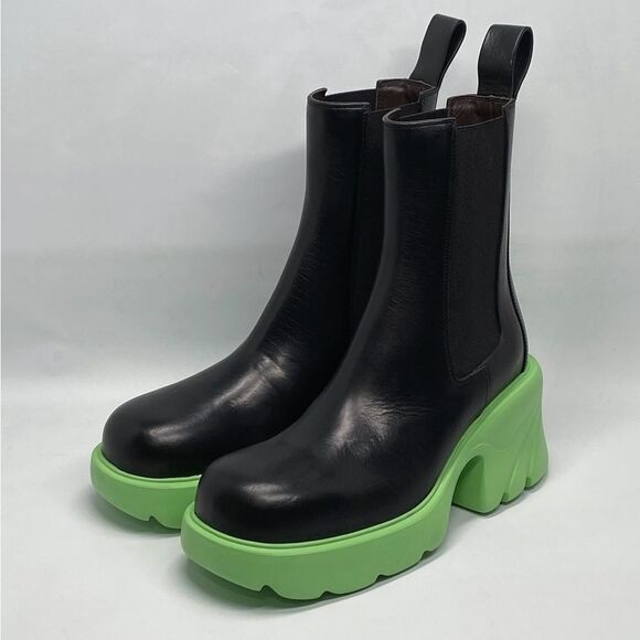 Bottega Veneta Black Flash Chelsea Boots size 38 - Picture 4 of 14